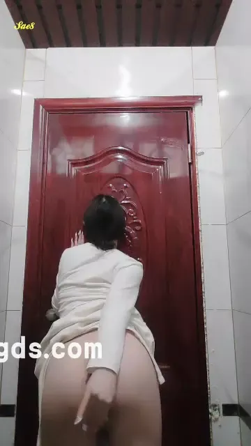 快手泄密露脸性瘾反差小母狗鱼菜菜